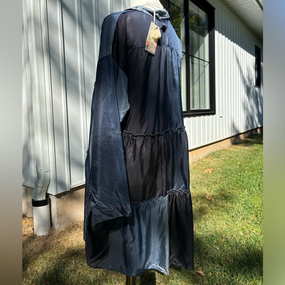 JOHNNY WAS 100% Silk Blue Resort Dress Pete&greta  ( With Tags ) - Picture 4 of 10